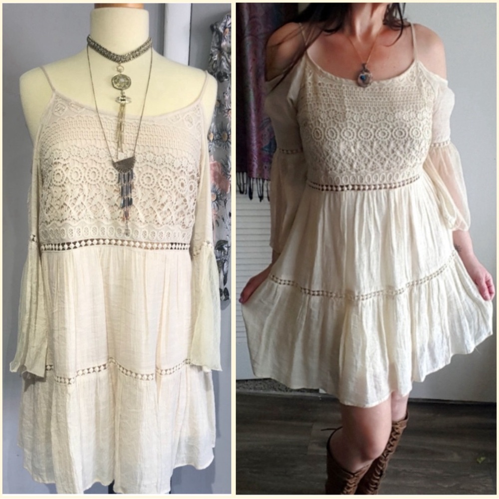 🥑2/$29~Vivid Collection Boho Cold Shoulder Dress~Small